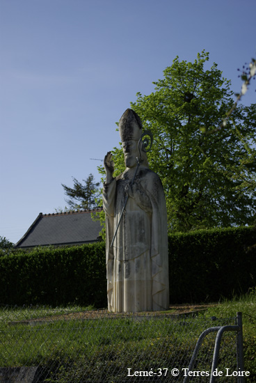 066-SG104595