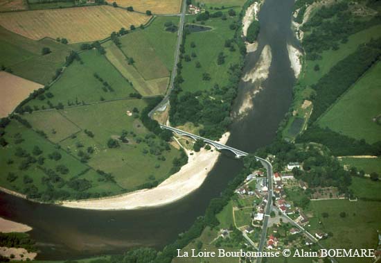 323 - Bourbon-Lancy