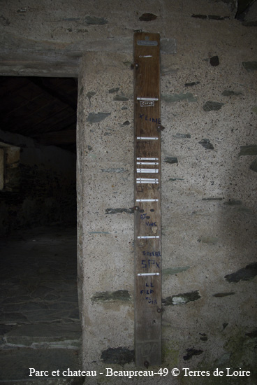 092-SG100498